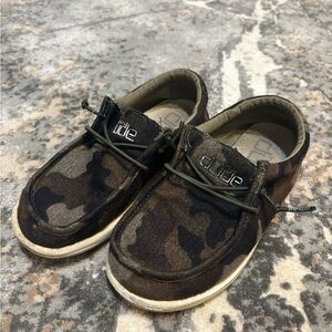 Little Boys Camo Hey Dude Youth K12